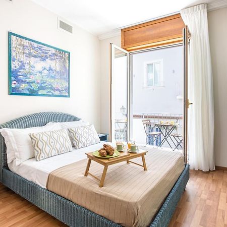 Sorrentovibes - Spacious 3 Bedrooms Apartment In Sorrento Oldtown Bagian luar foto