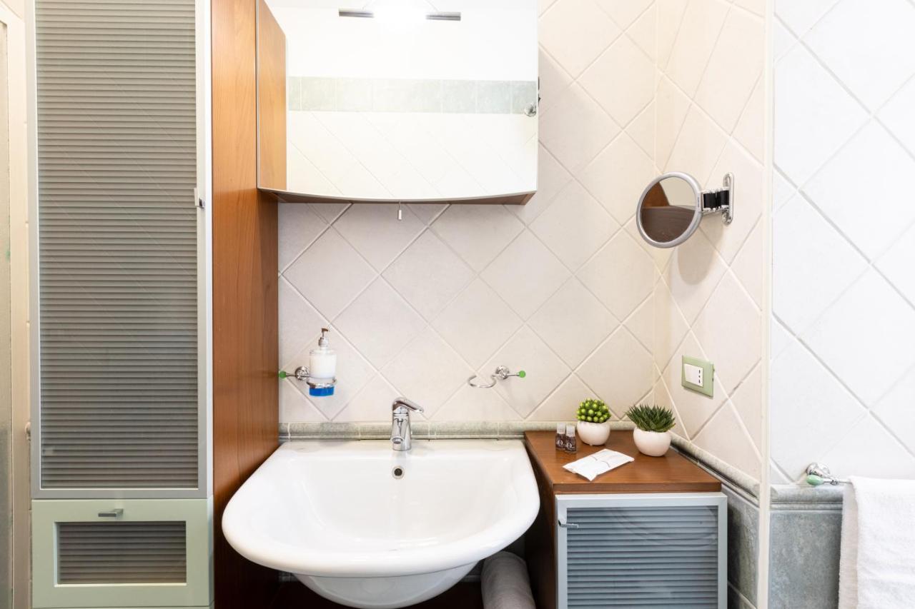 Sorrentovibes - Spacious 3 Bedrooms Apartment In Sorrento Oldtown Bagian luar foto