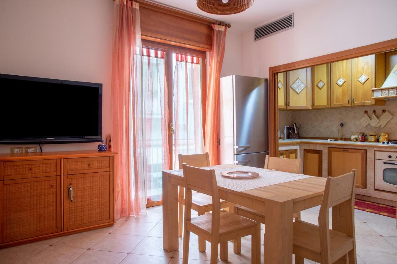 Sorrentovibes - Spacious 3 Bedrooms Apartment In Sorrento Oldtown Bagian luar foto